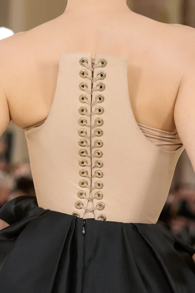 Look 34